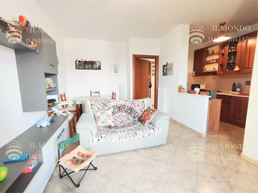 Immagine 1 di Casa trifamiliare in vendita  a Casape