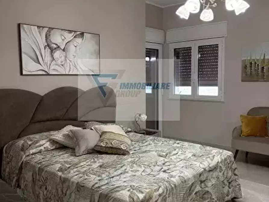 Immagine 32 di Casa trifamiliare in vendita  in Via San Giovanni a Buccheri