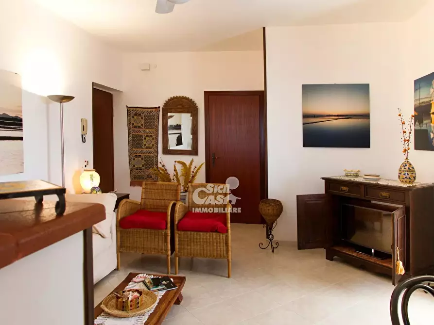 Immagine 10 di Casa trifamiliare in vendita  a Marsala