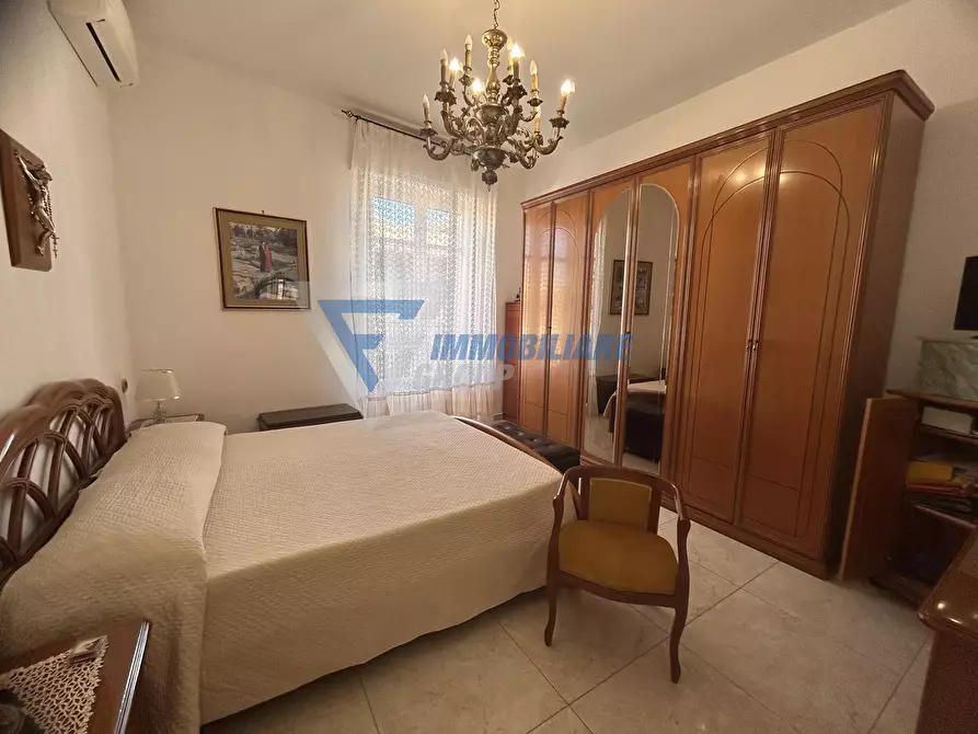 Immagine 9 di Casa trifamiliare in vendita  in Via Isonzo a Siracusa