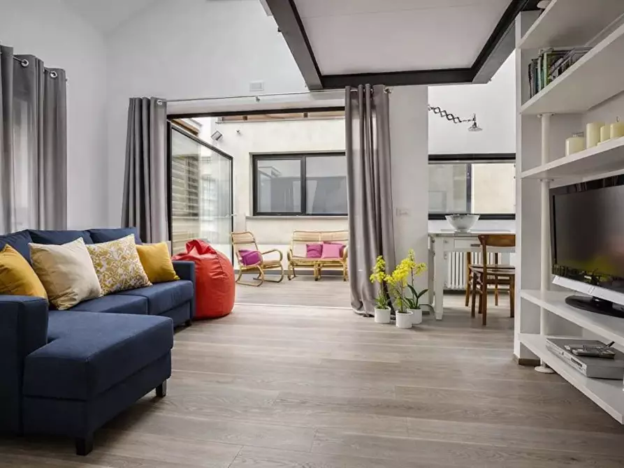 Immagine 1 di Casa trifamiliare in affitto  in PIAZZA DERGANO, 3. a Milano