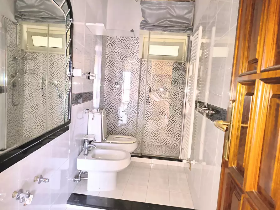 Immagine 10 di Casa trifamiliare in vendita  in Via San Nicolò a Messina