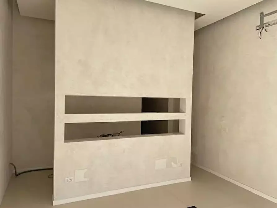 Immagine 33 di Attico in affitto  in VIA SIACCI a Roma