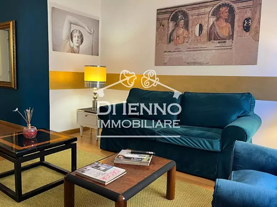 Immagine 17 di Casa trifamiliare in affitto  in Via della Polveriera a Roma