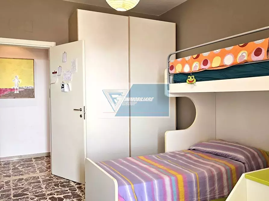 Immagine 18 di Casa trifamiliare in vendita  in Viale Teracati, 110 a Siracusa