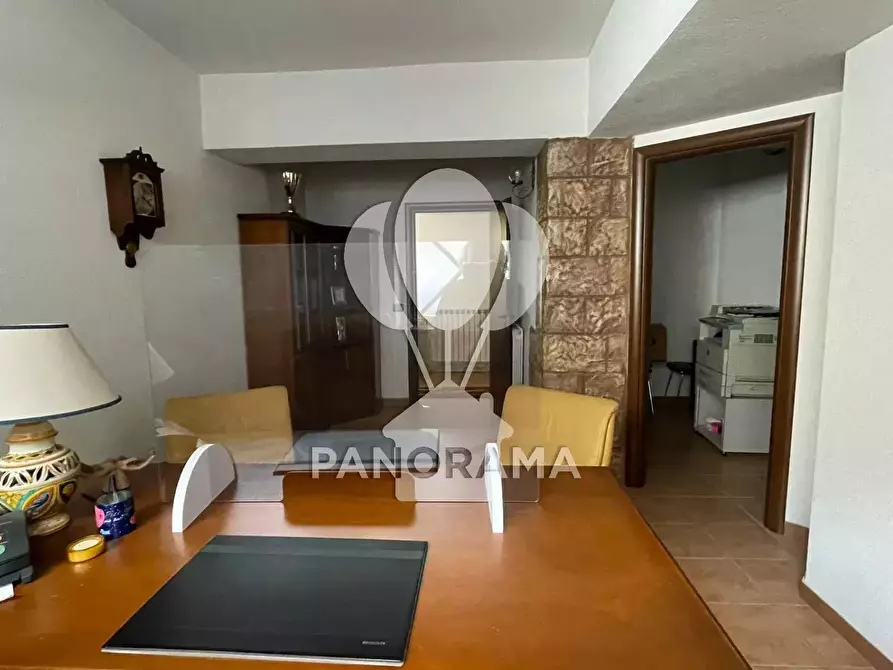 Immagine 9 di Casa trifamiliare in vendita  in stefano garrisi a Alcamo