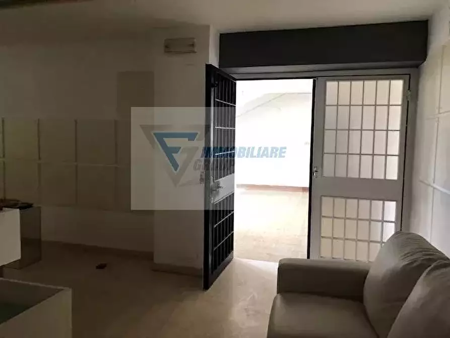 Immagine 37 di Castello in affitto  in Viale Teracati a Siracusa