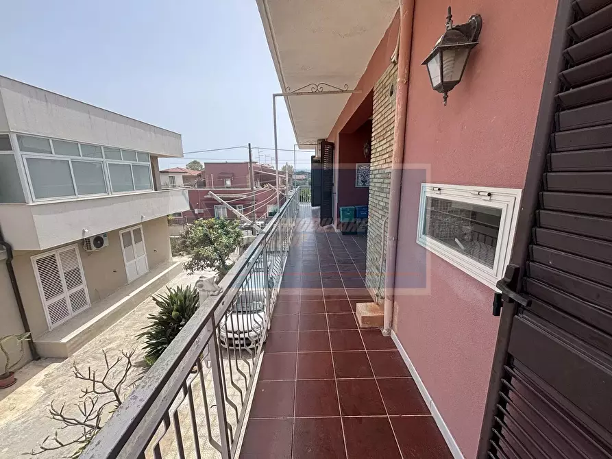 Immagine 3 di Casa trifamiliare in vendita  in Via Barrafranca a Siracusa
