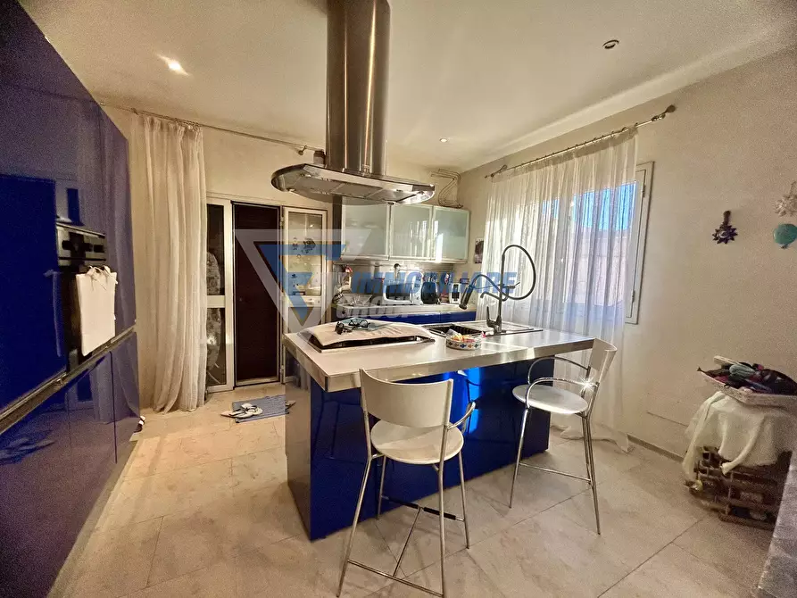 Immagine 10 di Casa trifamiliare in vendita  in Via Monte Pellegrino a Siracusa