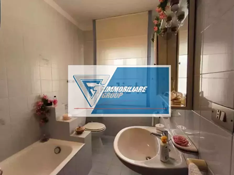 Immagine 9 di Casa trifamiliare in vendita  in Via Vincenzo Boscarino a Siracusa