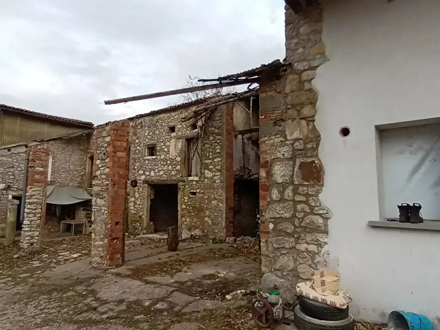 Immagine 25 di Terreno edificabile in vendita  a Refrontolo