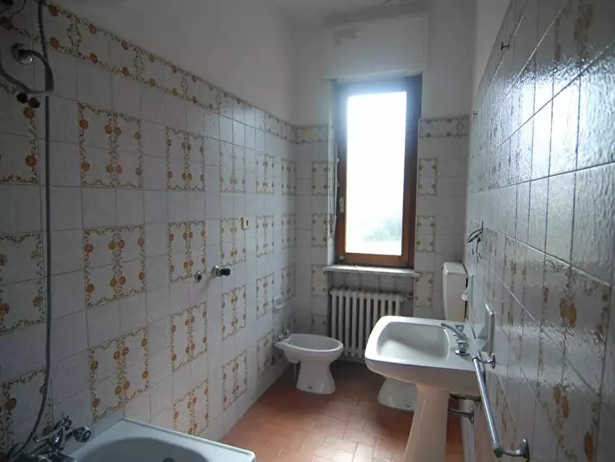 Immagine 7 di Terreno edificabile in vendita  a Barolo