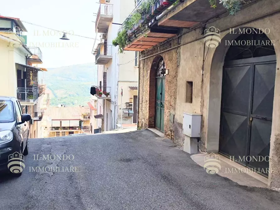 Immagine 2 di Casa trifamiliare in vendita  in Via Dante Alighieri, snc. a Casape