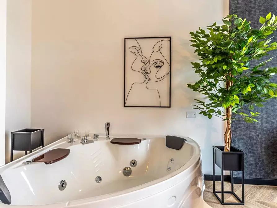 Immagine 7 di Casa trifamiliare in vendita  in Via Mario Angeloni, 107 a Perugia