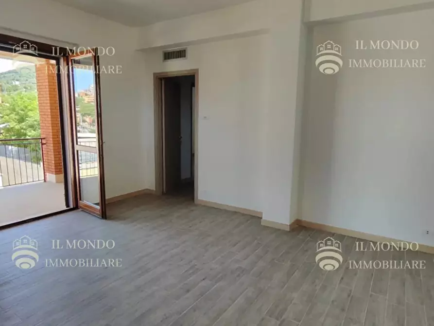 Immagine 6 di Castello in vendita  in Viale Tivoli a Palombara Sabina