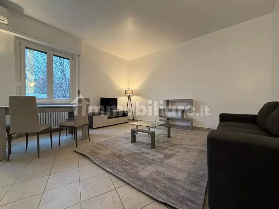 Immagine 1 di Casa trifamiliare in affitto  in Via Giambellino, 10 a Milano