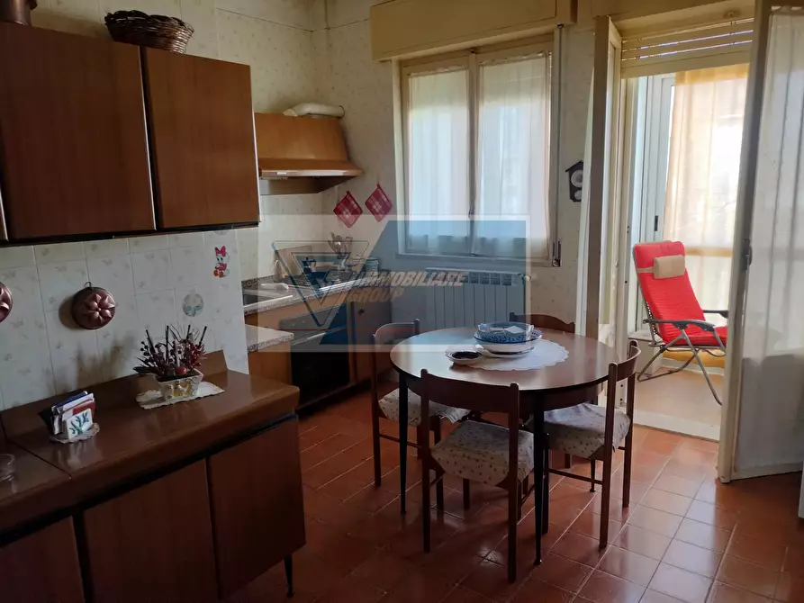 Immagine 8 di Casa trifamiliare in vendita  in Viale Dei Comuni a Siracusa
