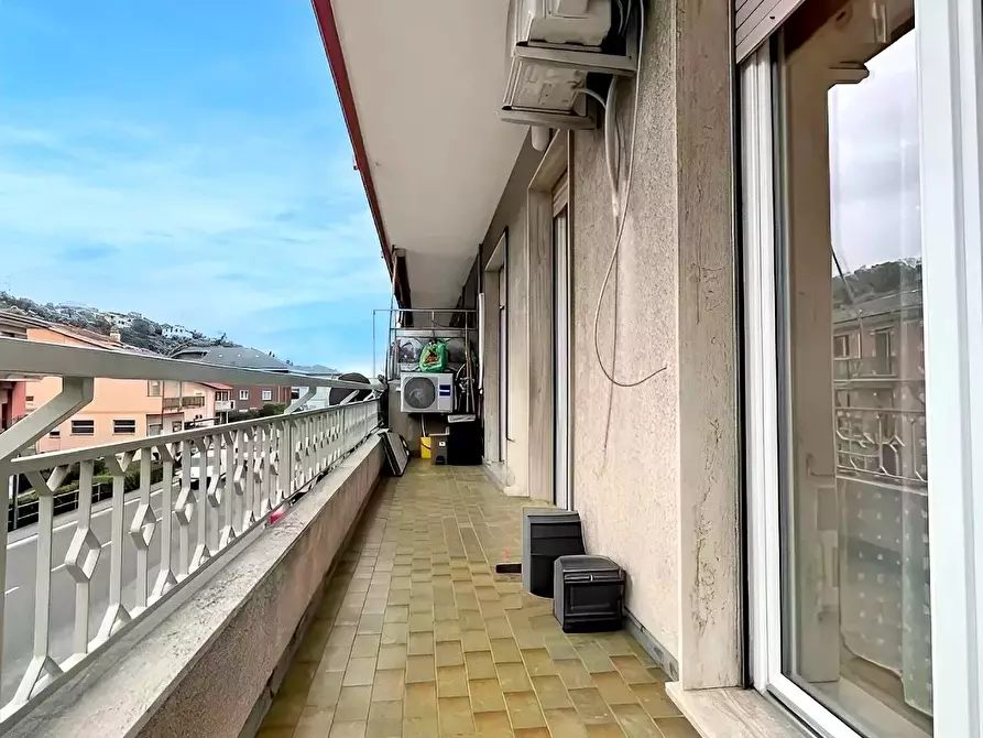 Immagine 14 di Casa trifamiliare in vendita  in Via XXV Aprile a Avegno