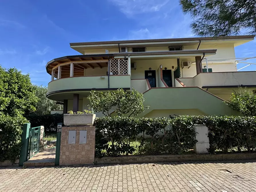 Immagine 1 di Villa in vendita  in Via Salina a Villapiana