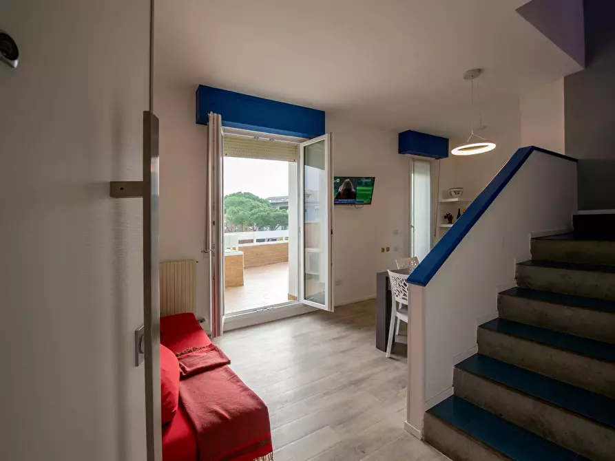 Immagine 42 di Casa trifamiliare in vendita  a Cattolica