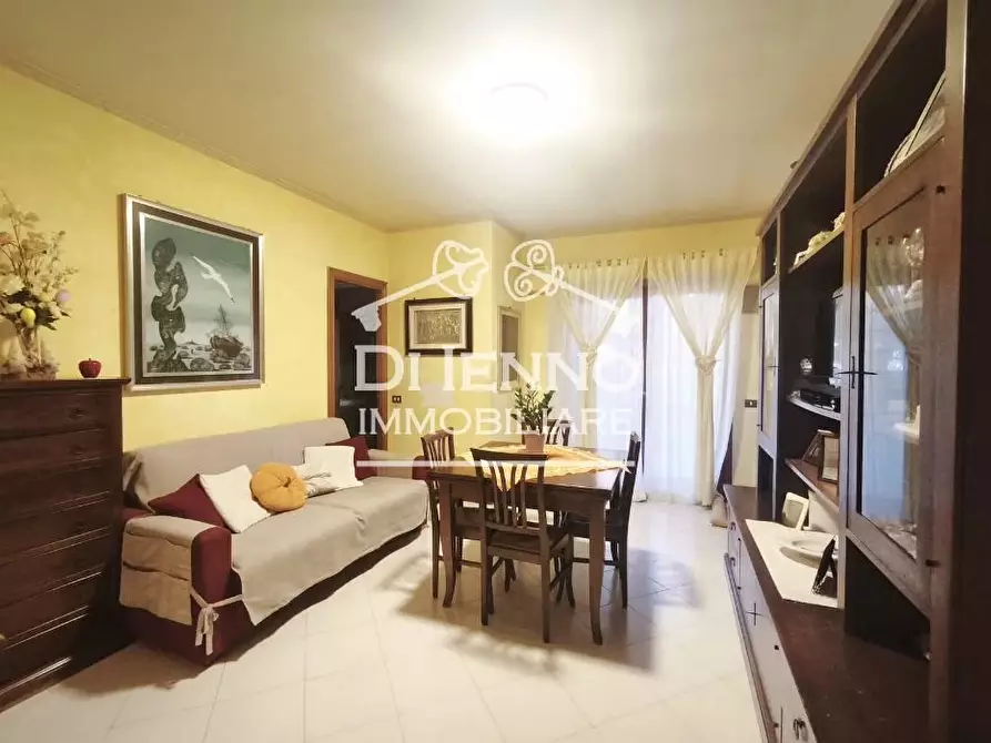 Immagine 8 di Casa trifamiliare in vendita  in Via della Palmarola a Roma