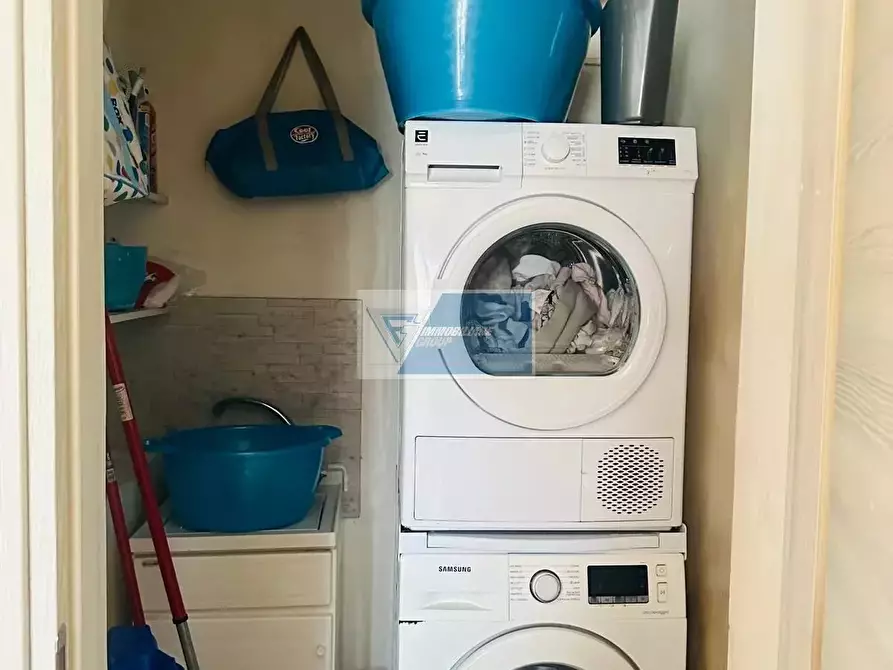 Immagine 20 di Casa trifamiliare in vendita  a Siracusa