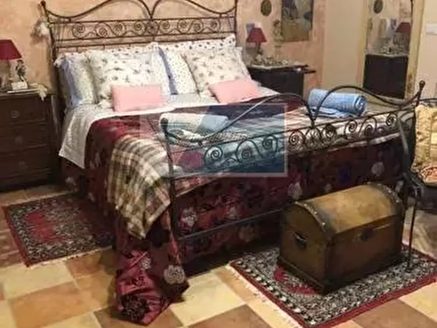 Immagine 7 di Casa trifamiliare in vendita  in Via Maria Carmela Gargallo a Buccheri