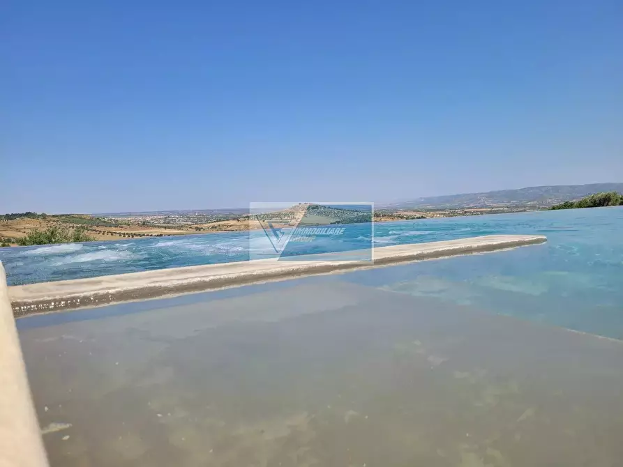 Immagine 9 di Terreno edificabile in vendita  a Noto