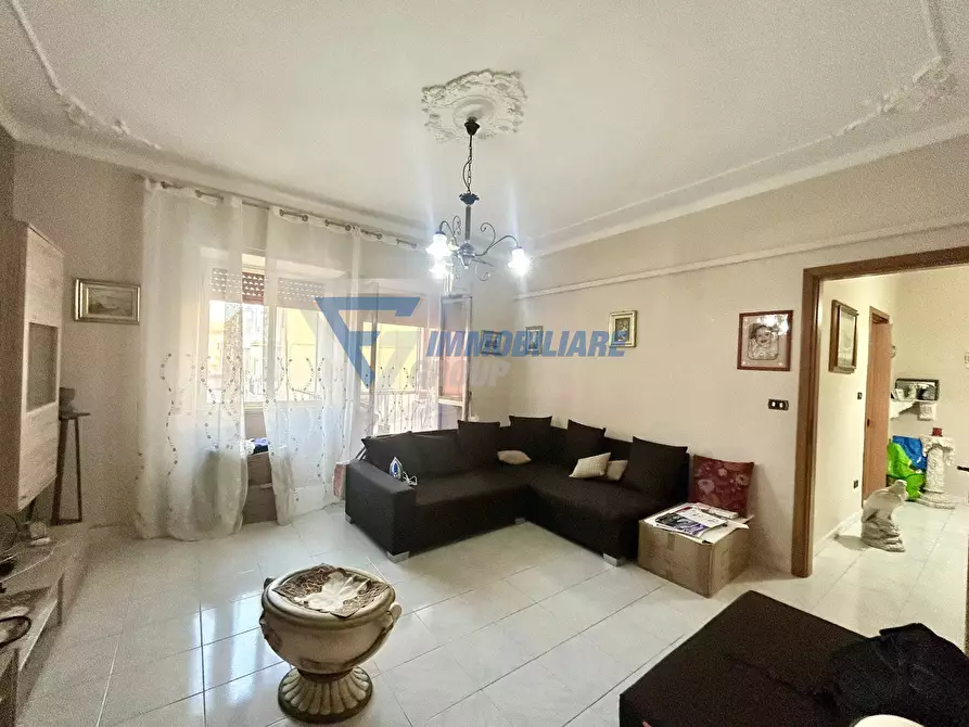 Immagine 1 di Casa trifamiliare in vendita  in Via Biancavilla a Siracusa