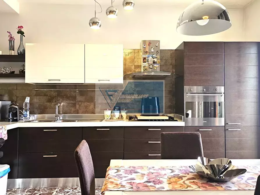 Immagine 11 di Casa trifamiliare in vendita  in Viale Teracati, 110 a Siracusa