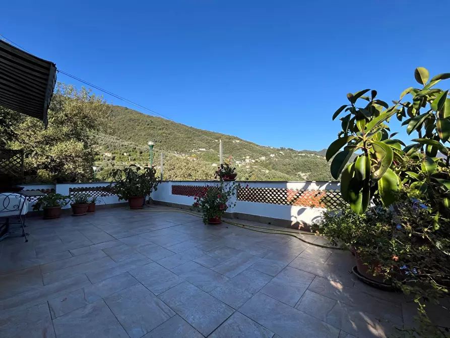 Immagine 3 di Casa trifamiliare in vendita  in Via Sotto la Croce a Rapallo
