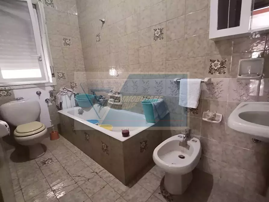 Immagine 5 di Casa trifamiliare in vendita  a Siracusa