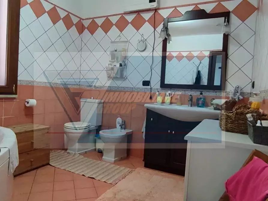 Immagine 11 di Casa trifamiliare in vendita  in VIA RIVIERA DIONISIO IL GRANDE a Siracusa