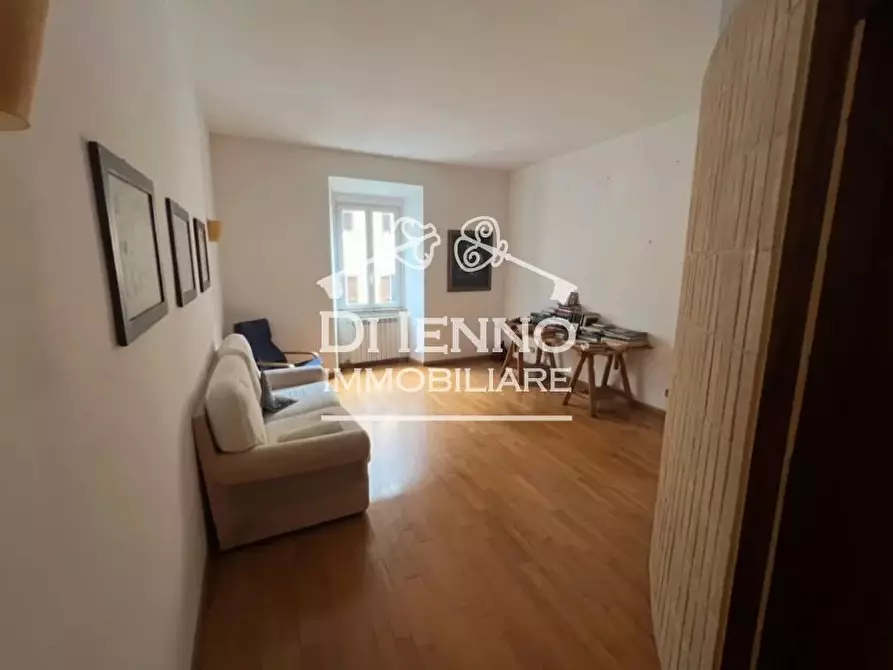 Immagine 3 di Casa trifamiliare in vendita  in Via Arenula a Roma