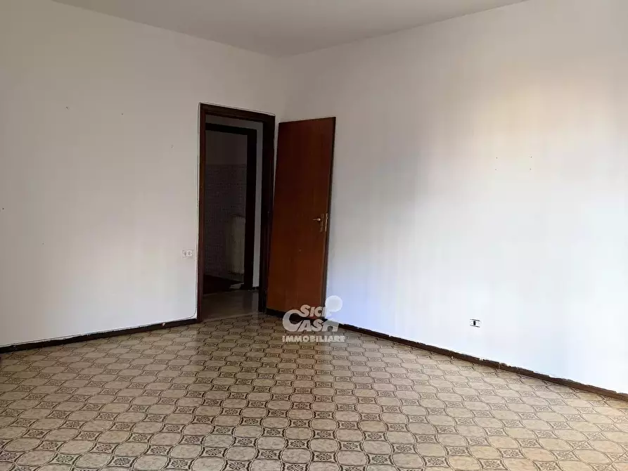 Immagine 11 di Casa trifamiliare in vendita  a Marsala