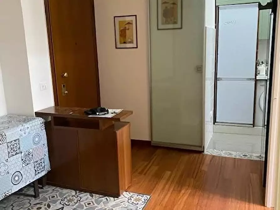 Immagine 1 di Casa trifamiliare in affitto  in Via Ronchi, 34 a Milano