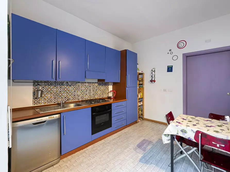 Immagine 17 di Casa trifamiliare in affitto  in Via Tino Savi, 64 a Sesto San Giovanni