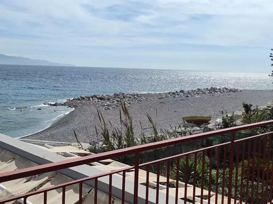 Immagine 20 di Casa trifamiliare in vendita  in Via Nazionale 11  Vill. S. Margherita a Messina