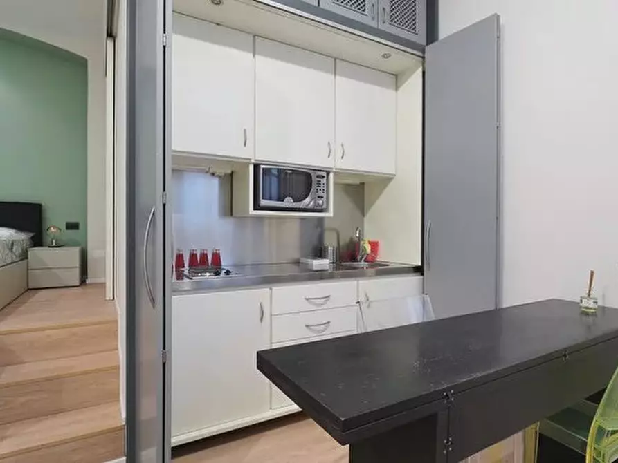 Immagine 14 di Casa trifamiliare in affitto  in VIA LUIGI CAGNOLA , 6. a Milano