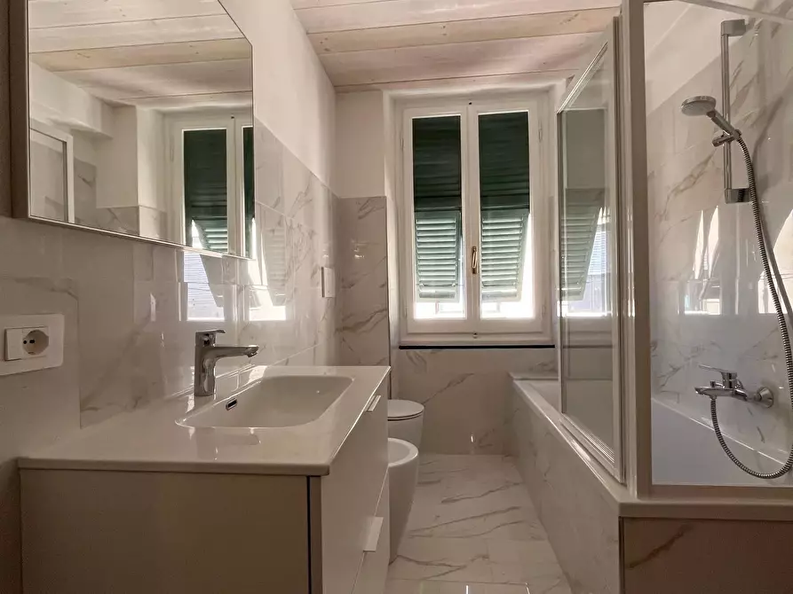 Immagine 11 di Castello in affitto  in Via Sant'Antonio a Chiavari