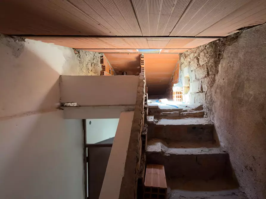 Immagine 67 di Monolocale in vendita  in Via Cavour, 20 a Aggius