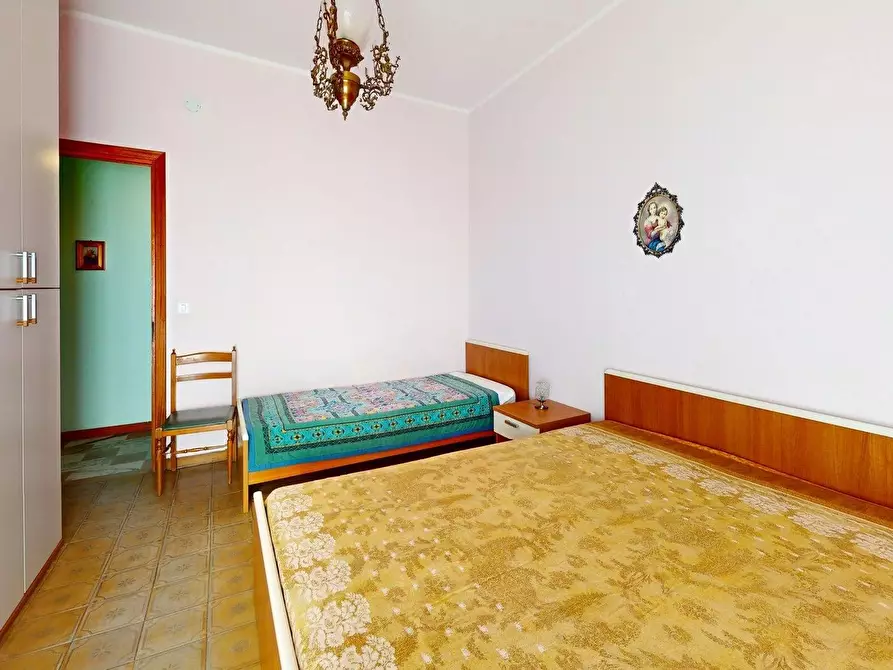 Immagine 16 di Casa trifamiliare in vendita  in Via Parioli 13. a Borghetto Santo Spirito