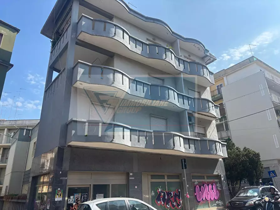 Immagine 2 di Casa trifamiliare in vendita  in Viale Zecchino a Siracusa