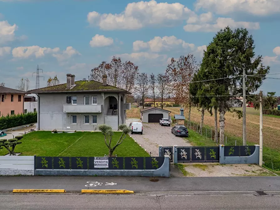 Immagine 4 di Casa trifamiliare in vendita  a Albignasego