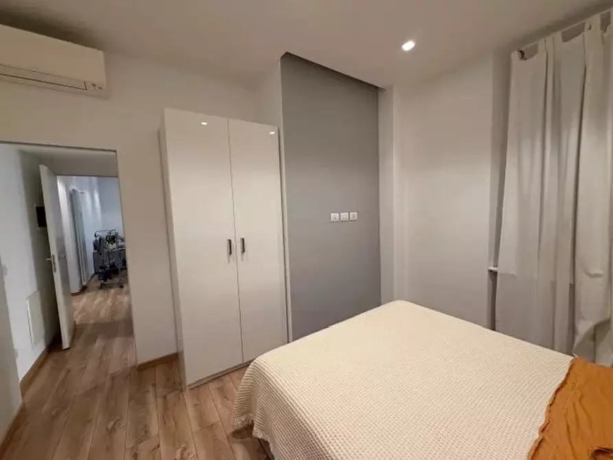 Immagine 16 di Casa trifamiliare in affitto  a Milano