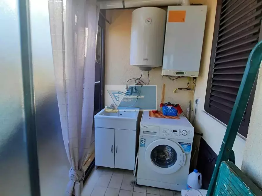 Immagine 9 di Casa trifamiliare in vendita  a Buccheri