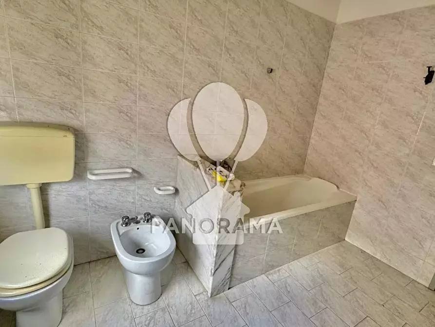 Immagine 21 di Casa trifamiliare in vendita  in Via Principe Amedeo a Balestrate