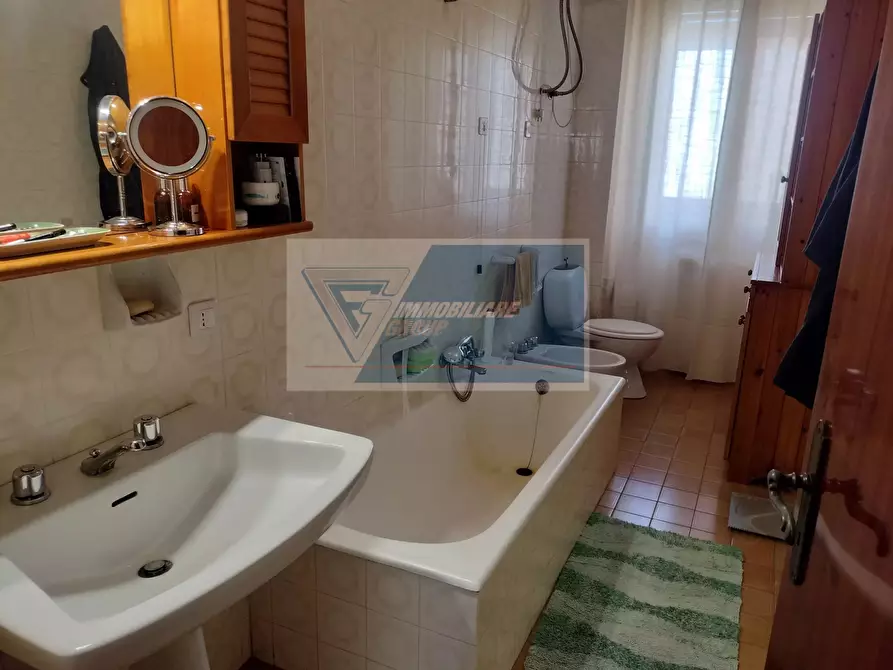 Immagine 11 di Casa trifamiliare in vendita  in Viale Dei Comuni a Siracusa