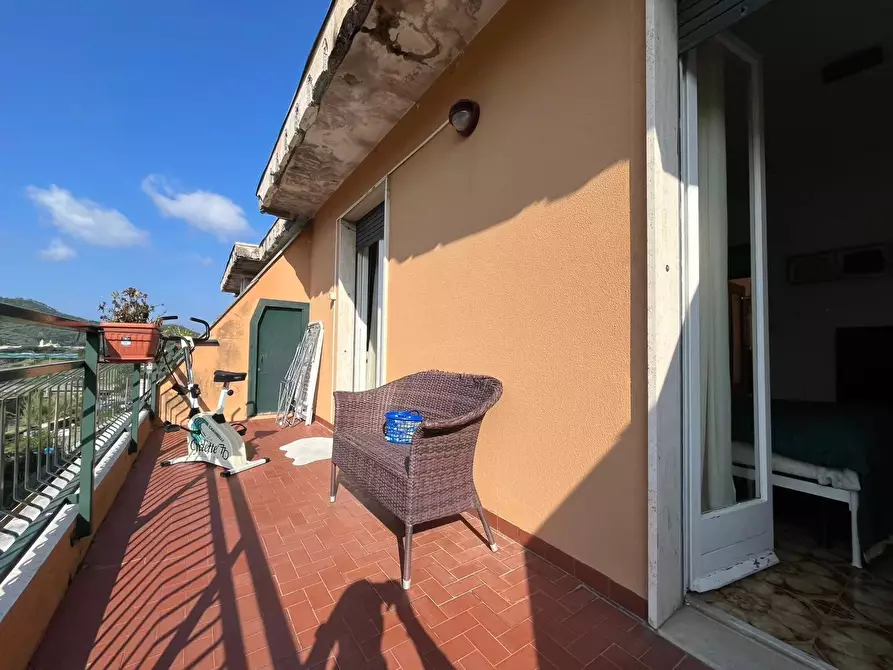 Immagine 14 di Casa trifamiliare in vendita  in Via Francolano a Avegno