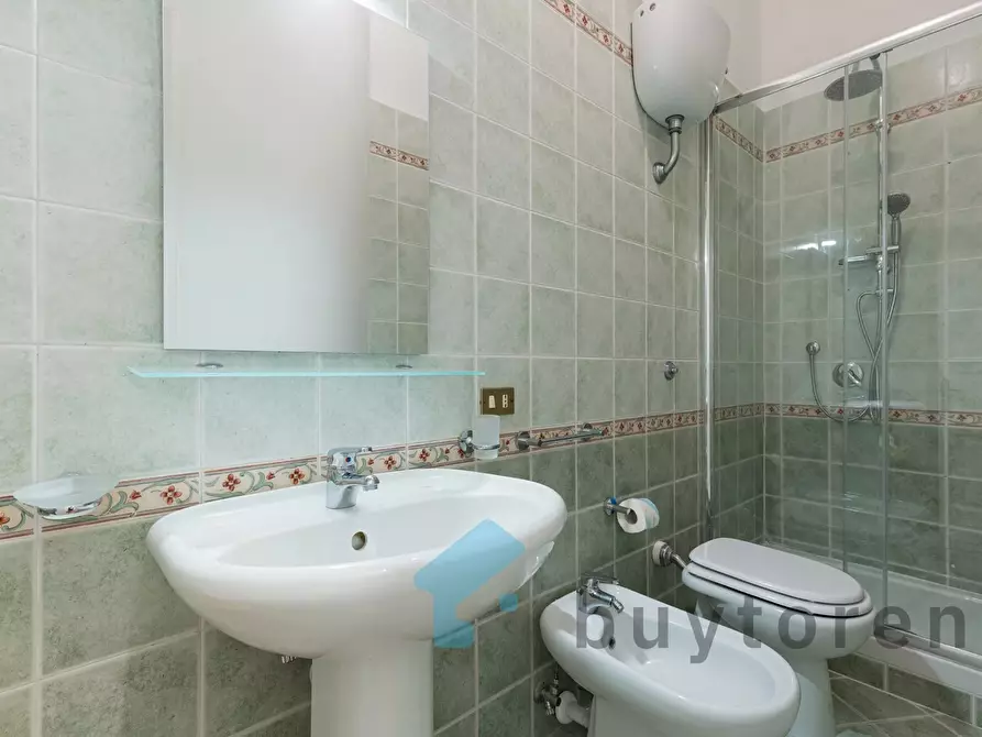 Immagine 42 di Casa trifamiliare in vendita  in Piazzetta Rosario di Palazzo, 10. a Napoli